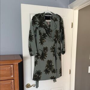 Palm Print Double-Breasted lined Trench Coat - Olive Green